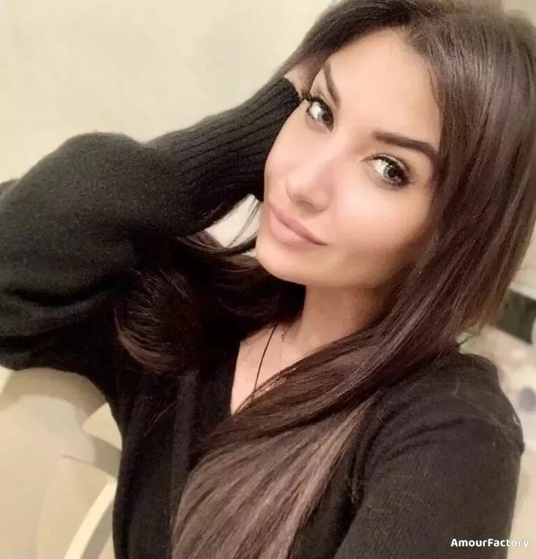 Vlada Profile image 4