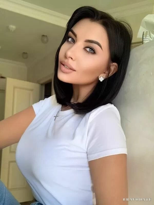 Vlada Profile image 5