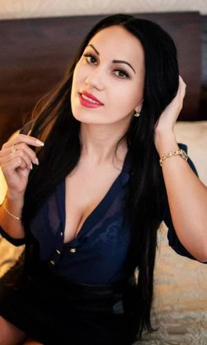 Oksana Profile image 20