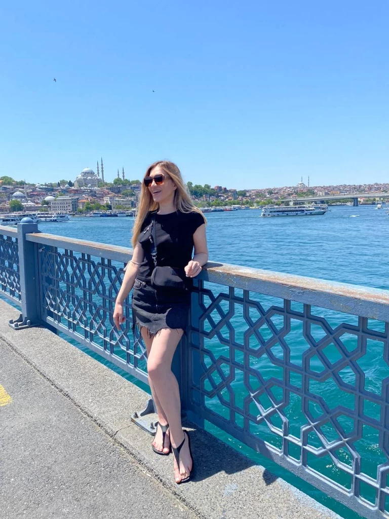 Olena Profile image 9