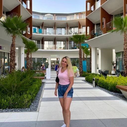 Liudmyla Profile image 5