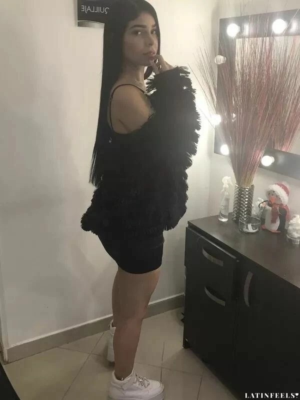 Laura Profile image 2