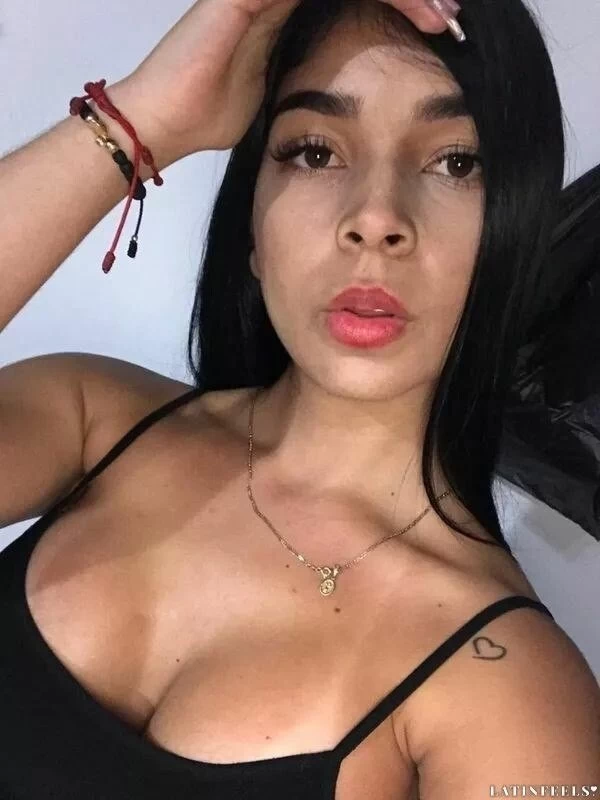 Laura Profile image 5