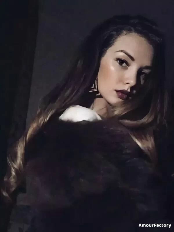 Angela Profile image 5