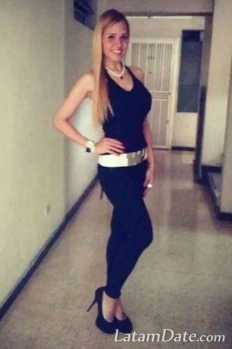 Vanessa, 37