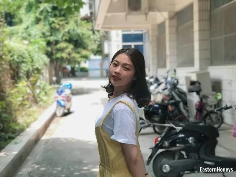 Yan, 21
