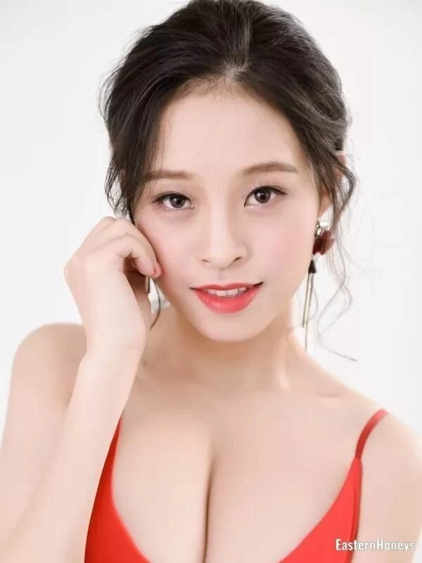Junxin, 22