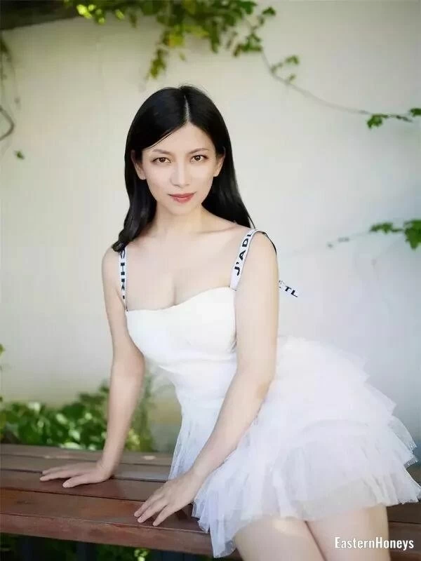 Lili, 36