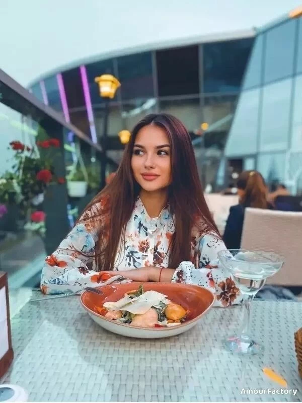 Karina Profile image 2