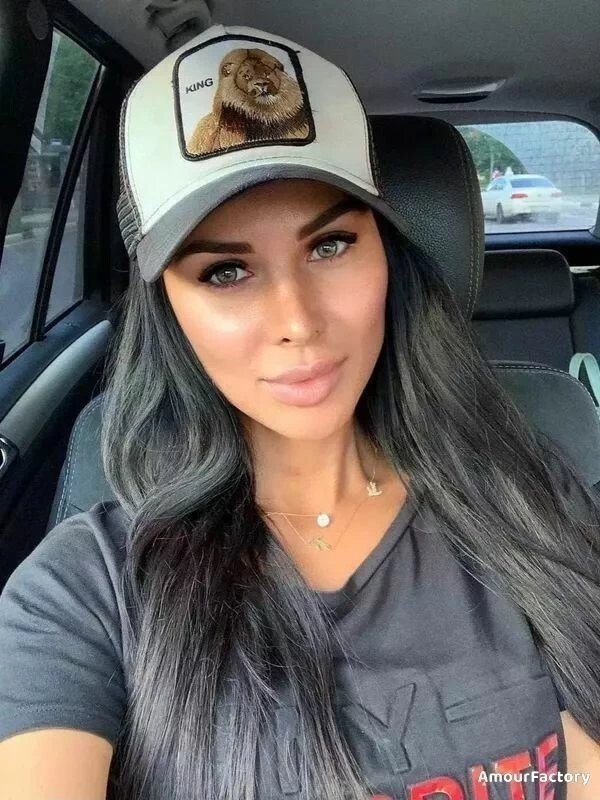 Sabina Profile image 1